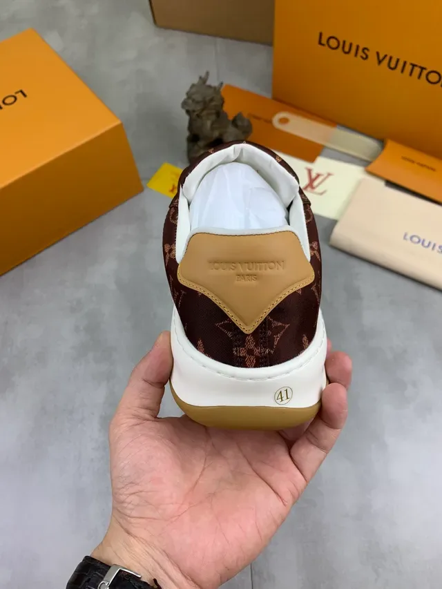 Louis Vuitton LV Trainer Marron Beige Monogramme Canvas Semelle Gomme Lifestyle Sneakers 3