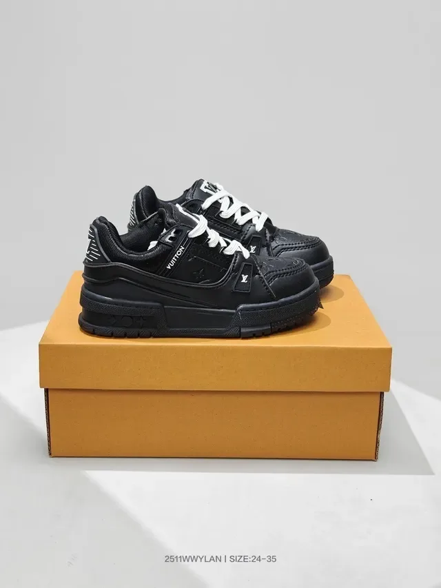 Louis Vuitton LV Trainer Vert Blanc Fermeture Multi-Strap Semelle Chunky Plateforme Sneakers Lifestyle 6
