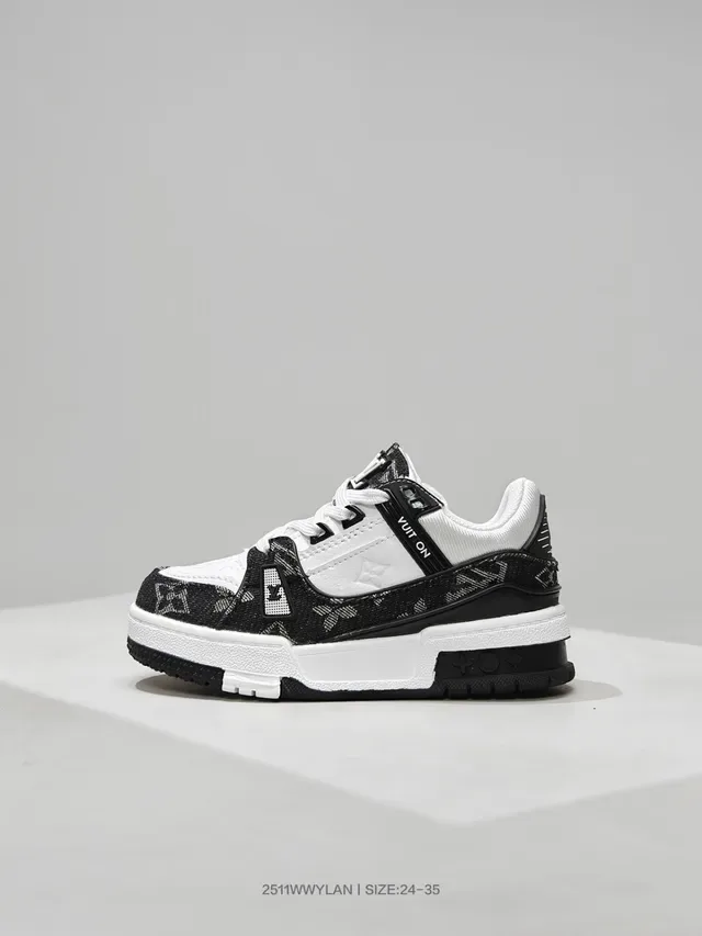 Louis Vuitton LV Trainer Vert Blanc Fermeture Multi-Strap Semelle Chunky Plateforme Sneakers Lifestyle 11