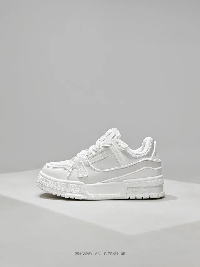 Louis Vuitton LV Trainer Vert Blanc Fermeture Multi-Strap Semelle Chunky Plateforme Sneakers Lifestyle 17