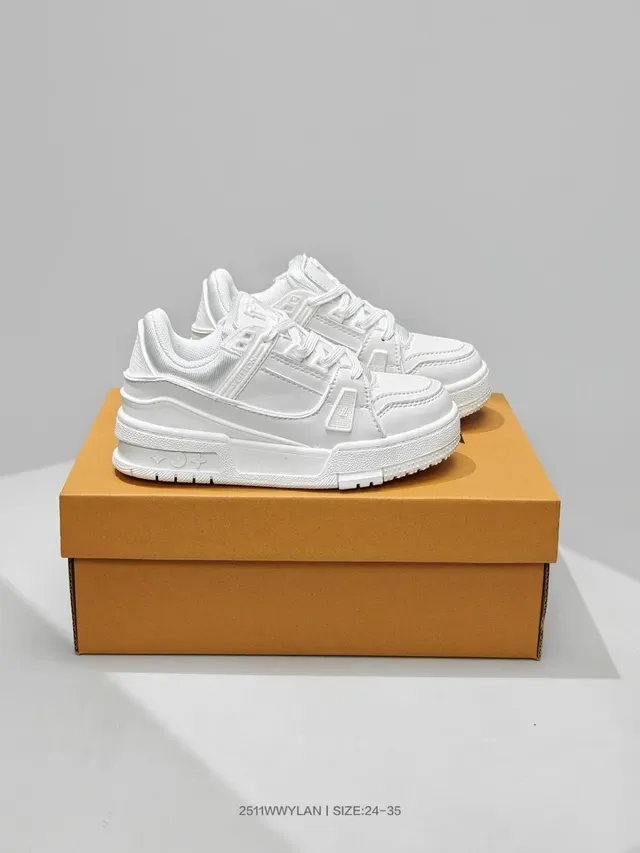 Louis Vuitton LV Trainer Vert Blanc Fermeture Multi-Strap Semelle Chunky Plateforme Sneakers Lifestyle 18