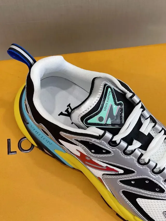 Louis Vuitton LV Trainer Tênis Chunky Multicolor com Jaula Sintética Multicamadas e Superposições com Forma de Onda 4