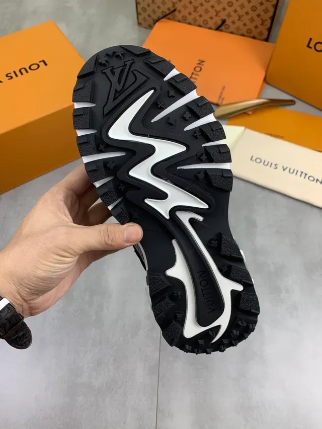 لويس فيتون LV Trainer حذاء رياضي Navy Gray مع كعب شبكي وطبقة صناعية سميكة 3