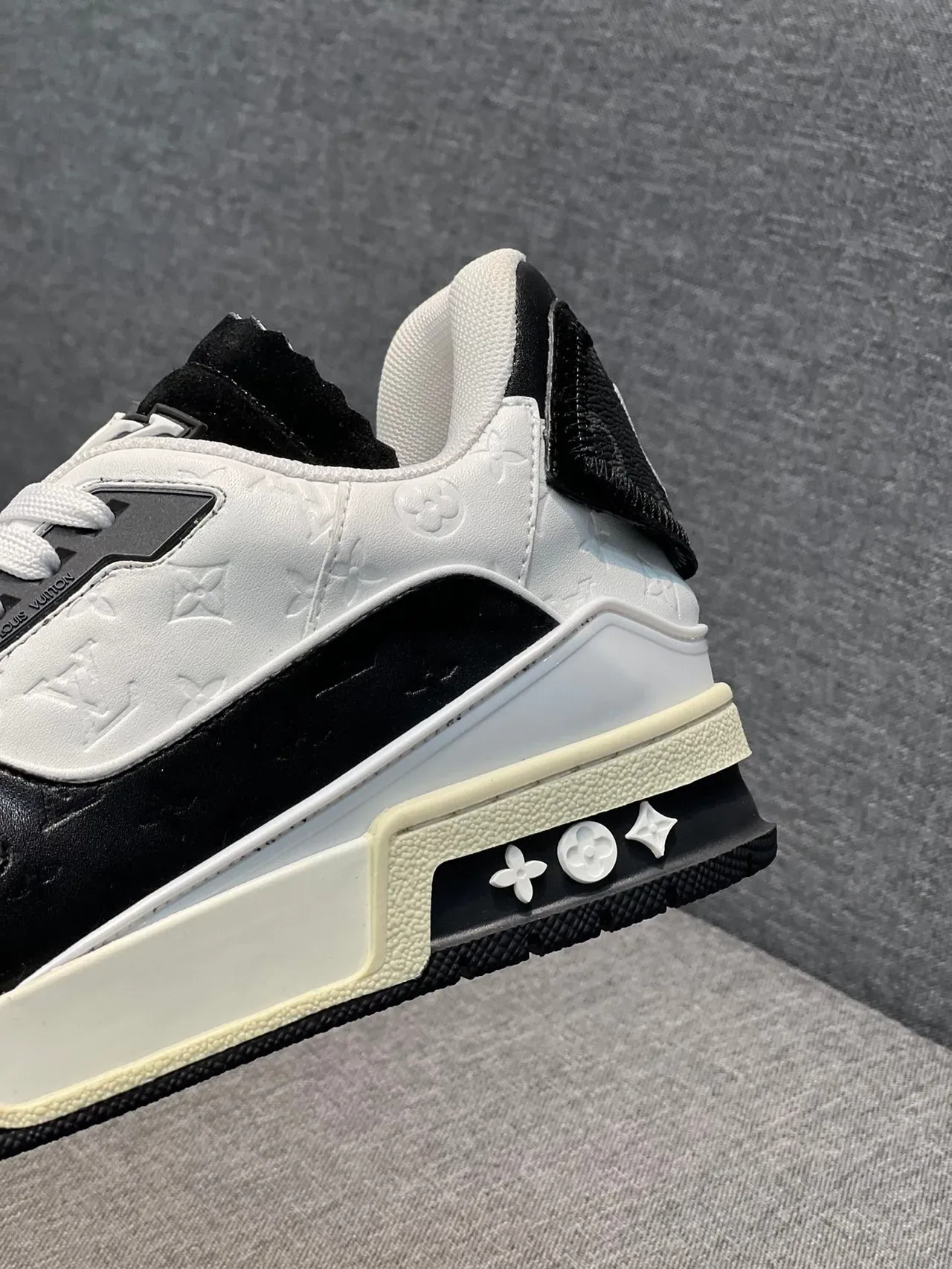 Louis Vuitton LV Trainer White Black Monogram Leather Asymmetric Strap Lifestyle Sneakers 7