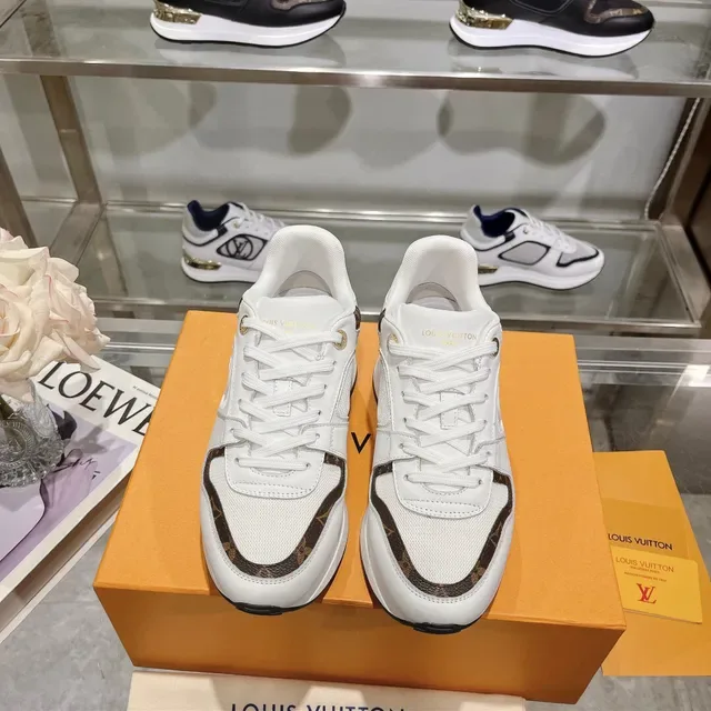 Louis Vuitton LV Trainer Blancs et Marrons Cuir et Monogram Canvas Sneakers Lifestyle 8