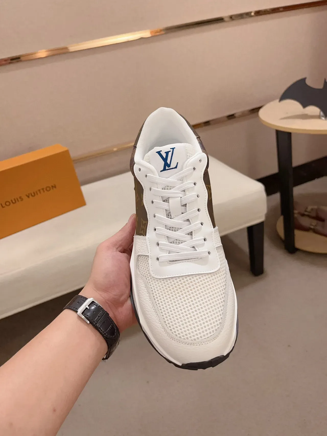 Louis Vuitton LV Trainer Blancs Marrons Monogram Toile Maille Perforée Lifestyle Sneakers 2