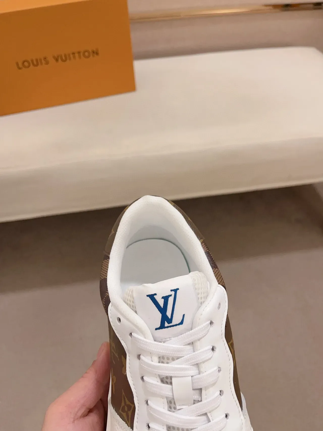 Louis Vuitton LV Trainer Blancs Marrons Monogram Toile Maille Perforée Lifestyle Sneakers 6