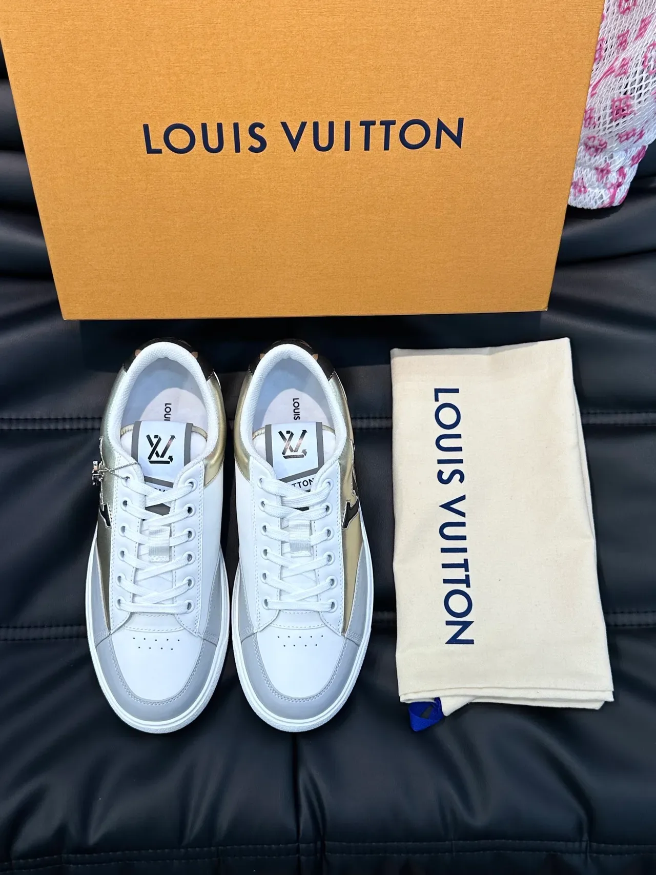 লুইস ভিটন LV Trainer সাদা গোল্ড লো-টপ মেটালিক-প্যানেল লাইফস্টাইল স্নিকার্স 4
