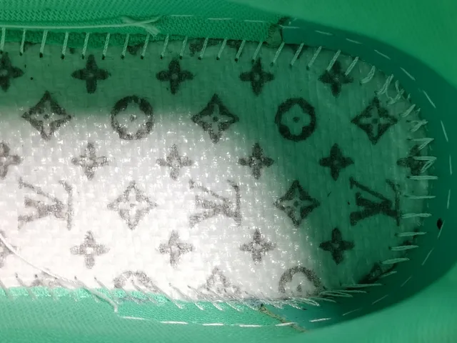 Louis Vuitton LV Trainer White Green Structured Layered Upper Sculpted Midsole Lifestyle Sneakers 2
