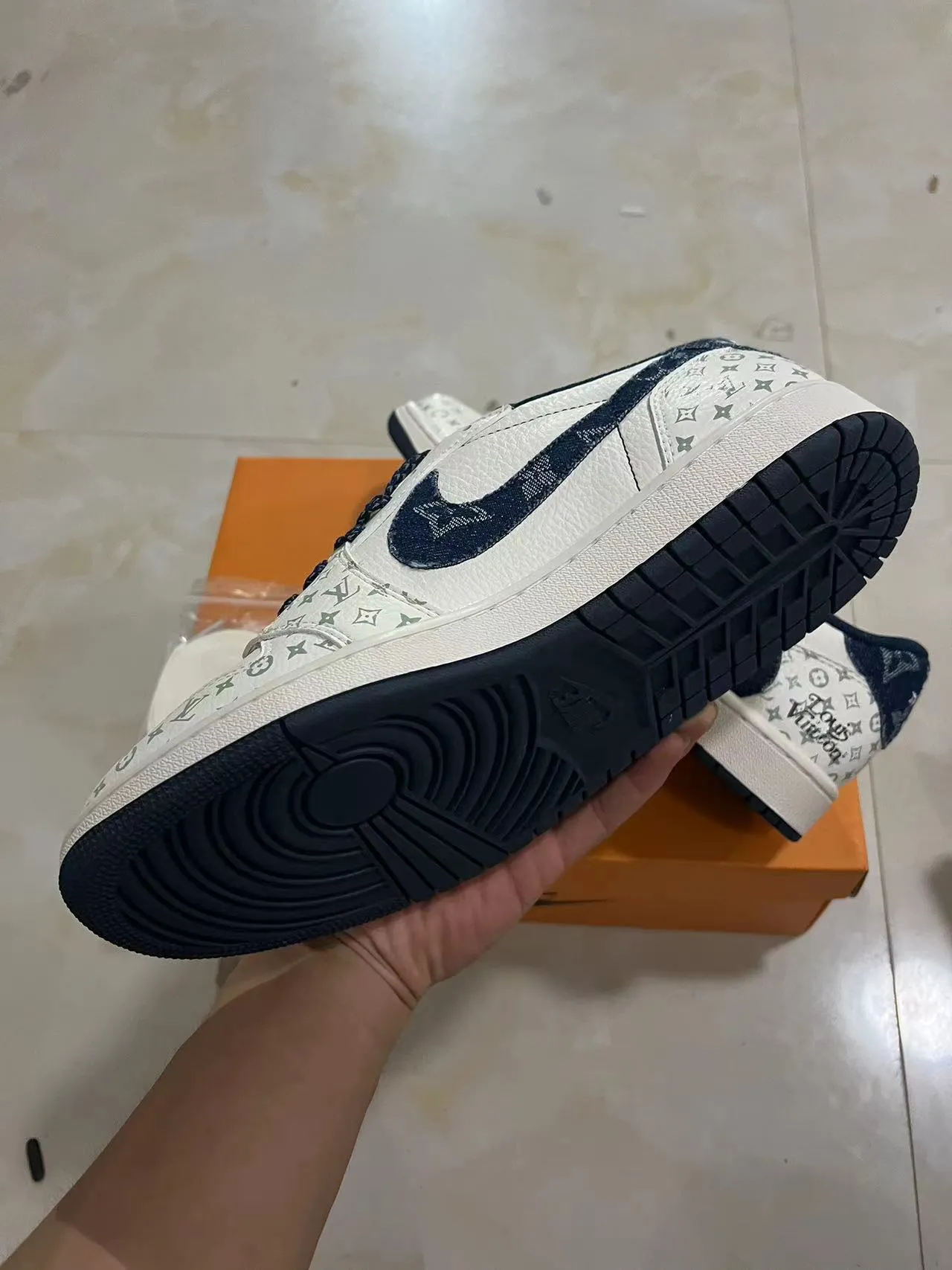 Louis Vuitton LV Trainer White Navy Monogram-Printed Leather Contrast Panel Lifestyle Sneakers 6