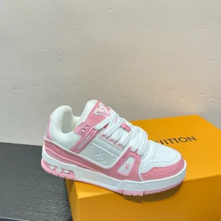 Louis Vuitton LV Trainer Zapatillas Lifestyle Blancas y Rosadas de Cuero Monogram Colorblock