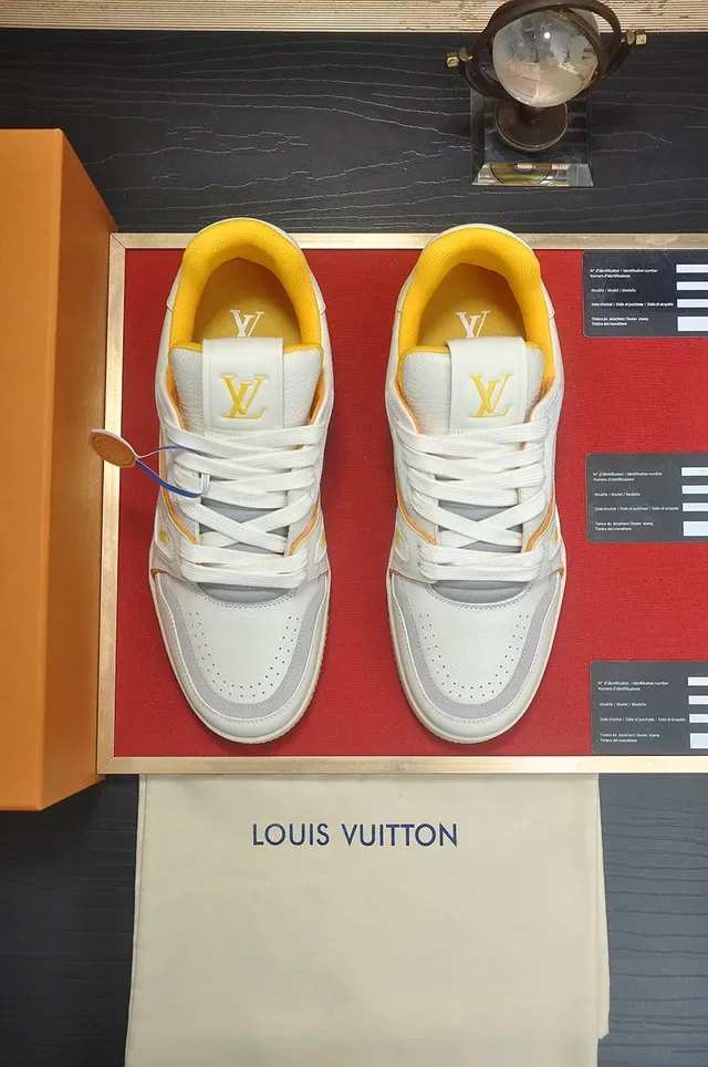 লুইস ভিতন LV Trainer সাদা হলুদ লেয়ার্ড লেদার আপার স্কাল্প্টেড ডুয়েল ডেনসিটি মিডসোল লাইফস্টাইল স্নিকার 5