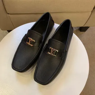 Louis Vuitton LV Twist Loafer Couro Preto Granulado Mocassins