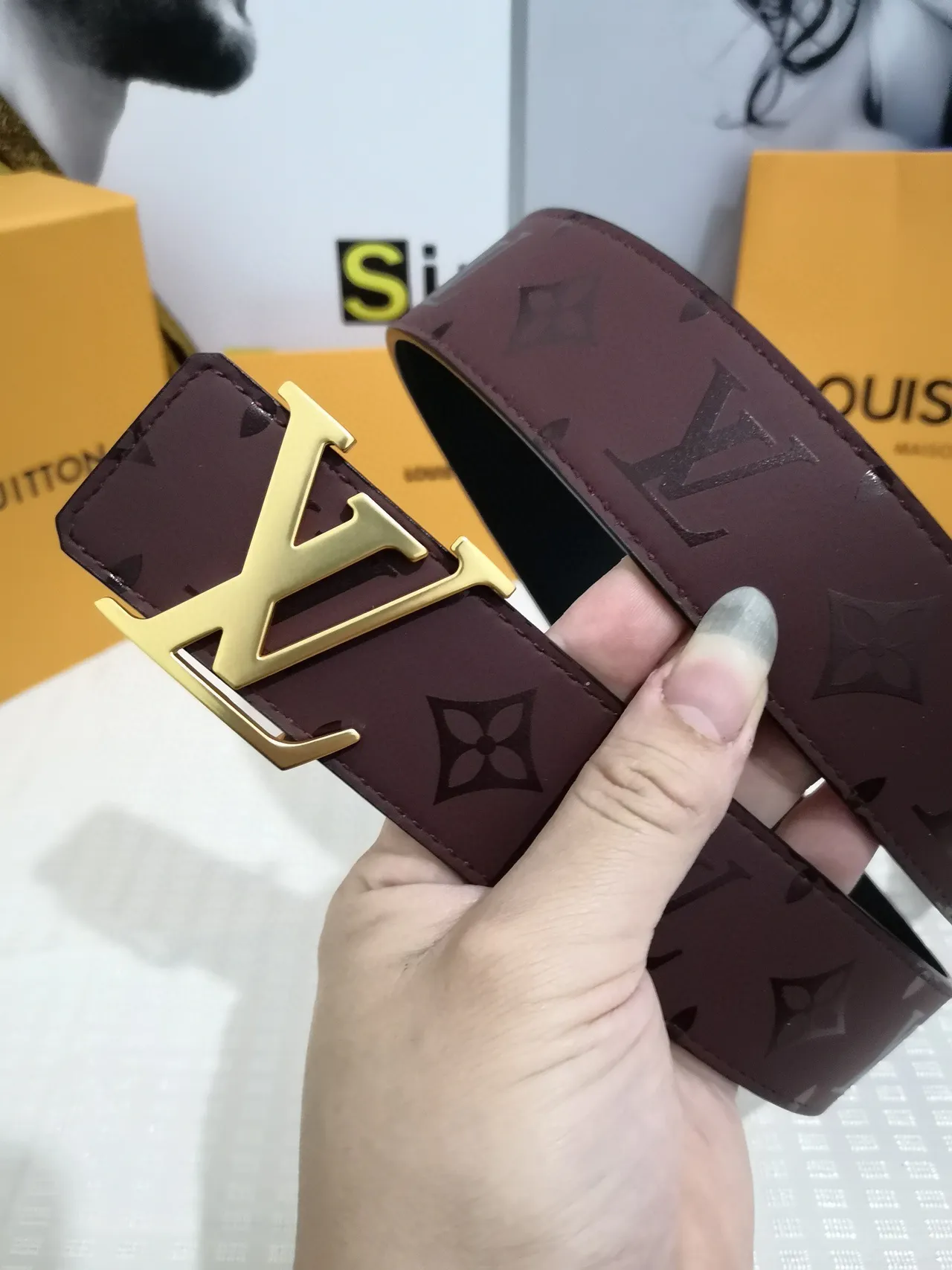 Louis Vuitton Monogram Belt Burgundy Gold-Tone Leather Belt 4