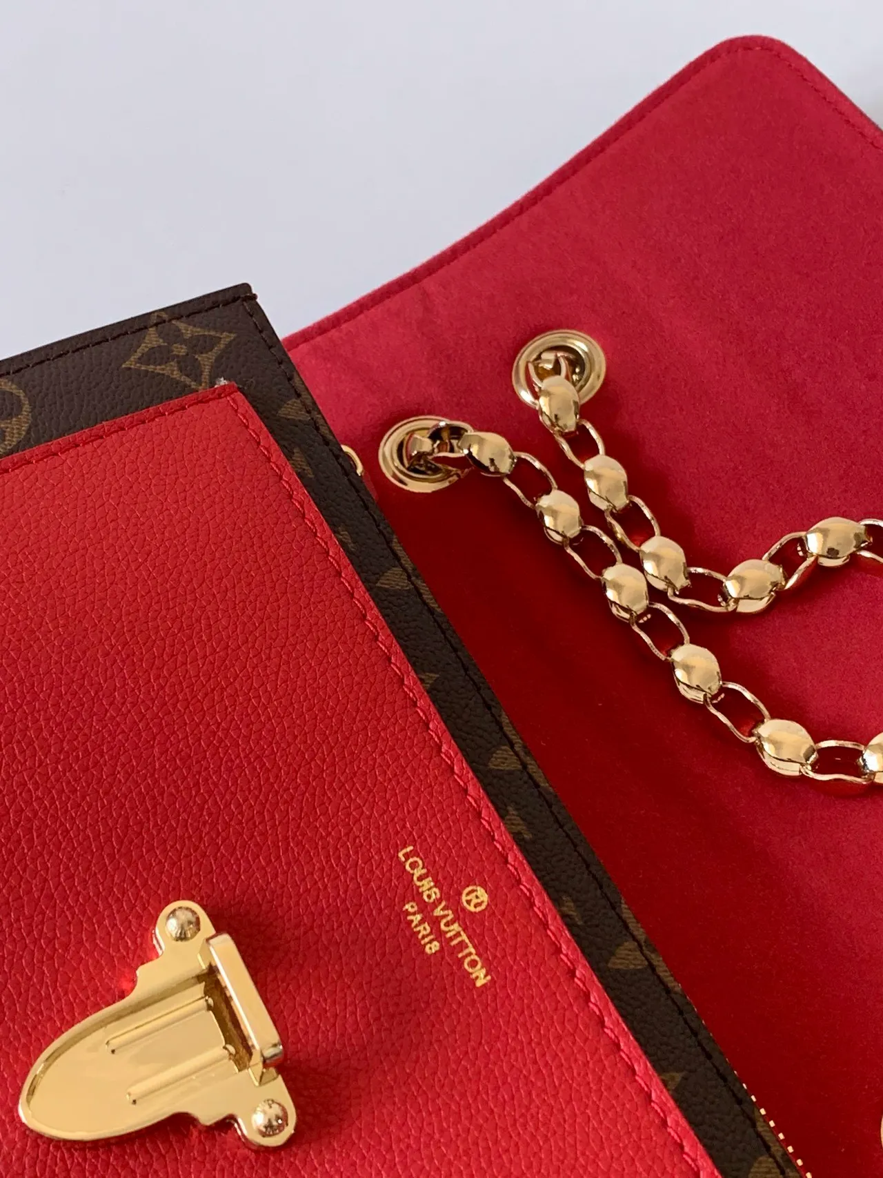 Louis Vuitton Monogram Canvas and Red Leather Chain Bag 3