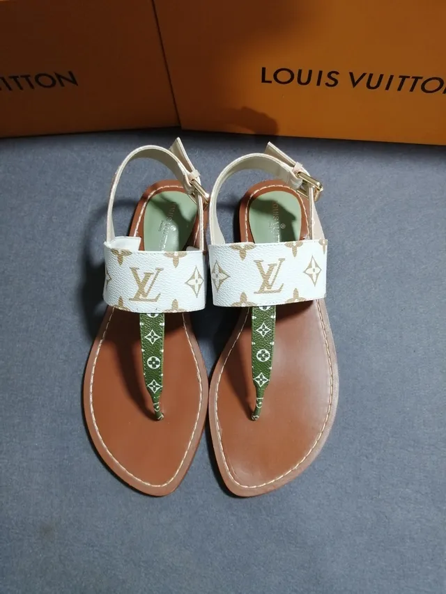 Louis Vuitton Sandales Thong en Toile Monogramme Blanc Olive Marron Sandales Casual 5