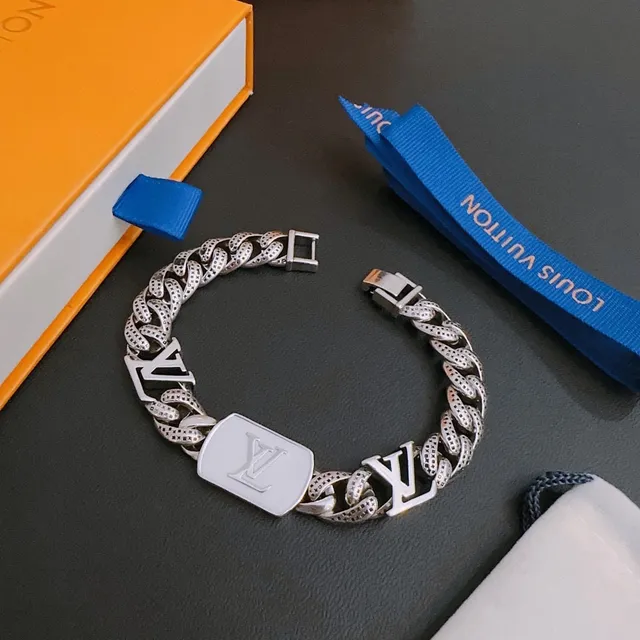 Louis Vuitton Monogram Curb-Link Silver-Tone Bracelet 3