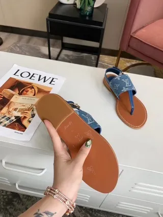 Louis Vuitton Monogramme Denim Sandale à orteil Sandales casual 5