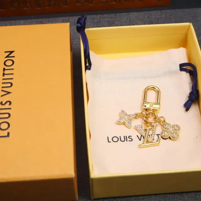 Louis Vuitton Monogram Flower and Star Charm Keyholder Gold Blue Metal Crystal-Encrusted Charms Bracelet 5