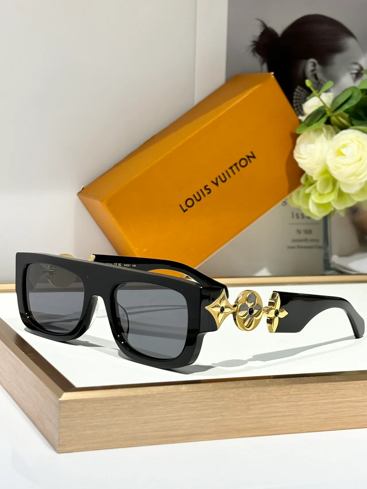 Louis Vuitton Monogram Flower Rectangular Glossy Black Sunglasses 4
