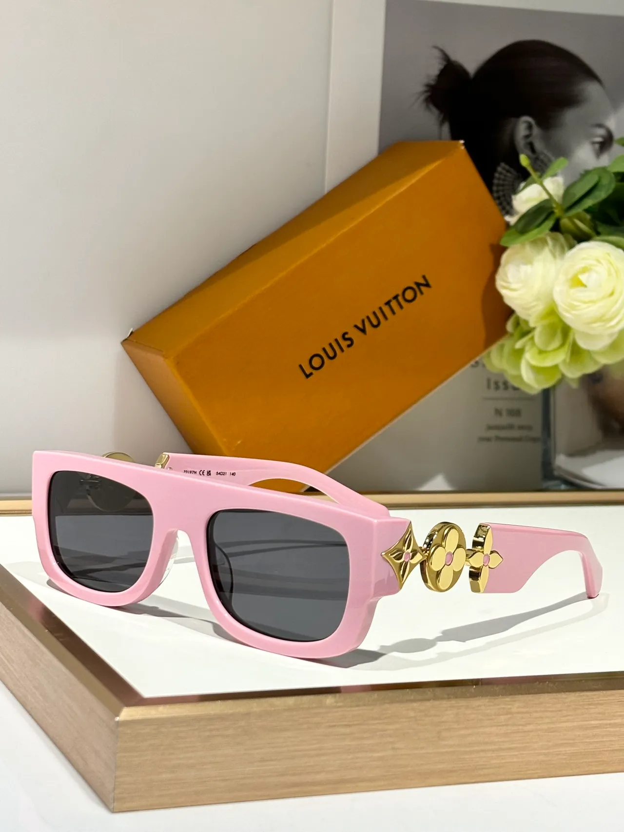Louis Vuitton Monogram Flower Rectangular Glossy Black Sunglasses 9