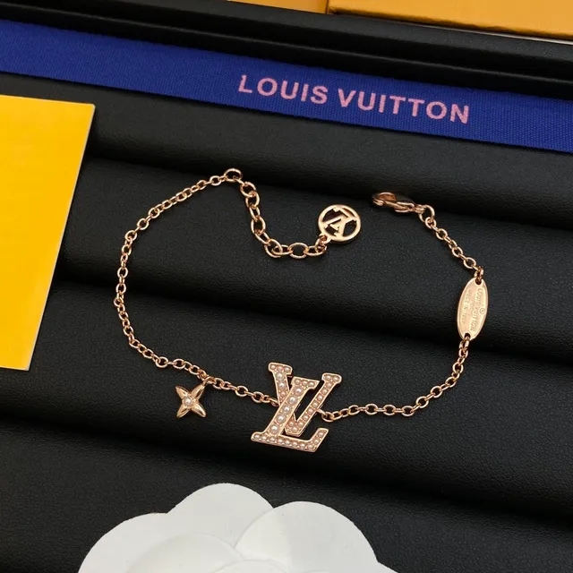 Louis Vuitton Monogram Jewelry Gold White Rose Crystal-Pavé Necklace 2