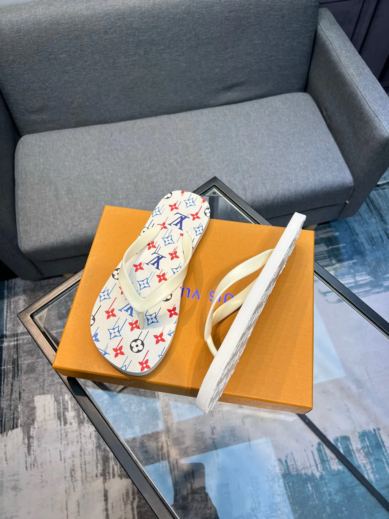 Louis Vuitton Monogram Multicolore Flip Flop Slippers 4