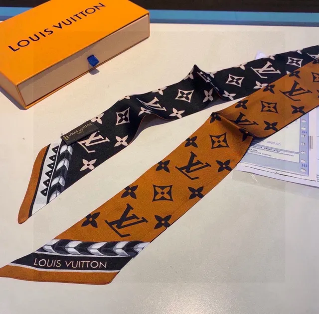 Louis Vuitton Monogram écharpe de soie orange 5