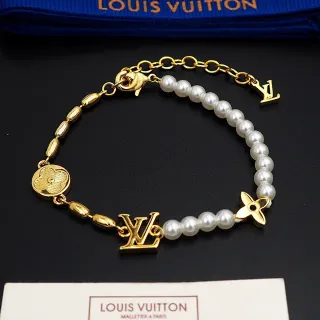 Louis Vuitton Monogram Pulseira com encanto de pérola e flor