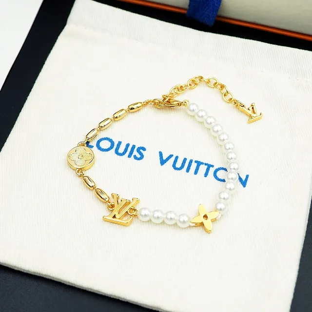 Louis Vuitton Monogram Pearl and Flower Charm Bracelet 7
