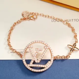 Louis Vuitton Monogram Pearl Circular Pendant Rose Gold-Tone Chain Bracelet