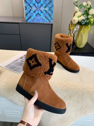 Louis Vuitton Monogram Shearling Boots Brown Black Ankle Boots 6