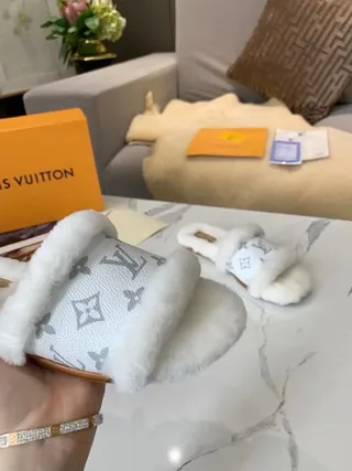Louis Vuitton Monogram Shearling White Beige Canvas Slippers 4
