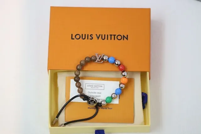 Louis Vuitton Monogram World Tour Multicolor Beaded Bracelet 8