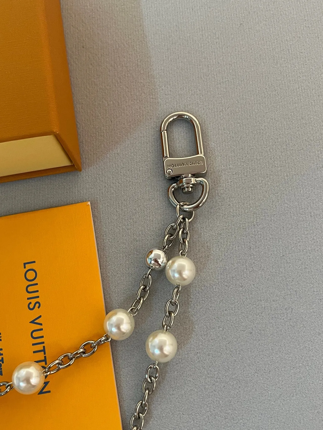 Louis Vuitton Monogram World Tour Pearl and Chain Bracelet 3