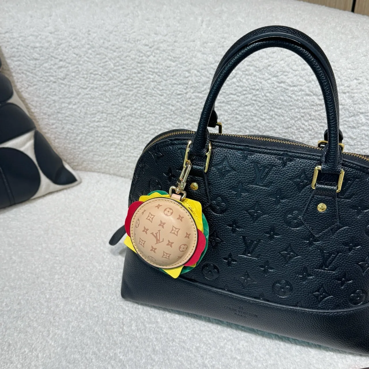 Louis Vuitton Multicolor Monogrammed Leather Scalloped Layers Handbag 4