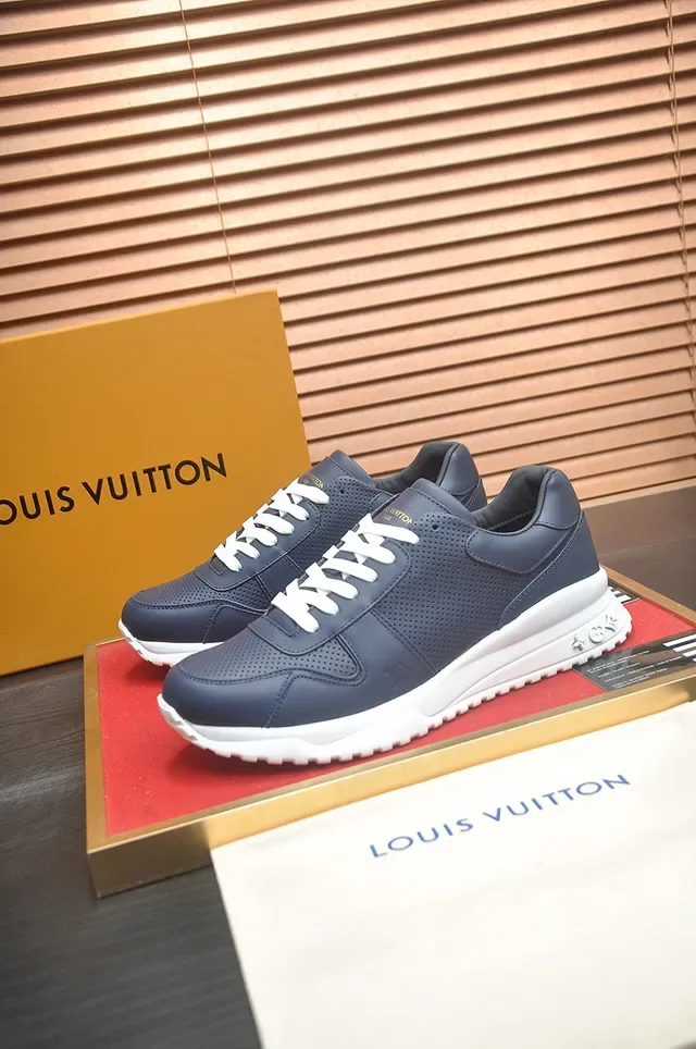 Louis Vuitton Navy White Perforated Leather Upper Sculpted Midsole Lifestyle Sneakers 4