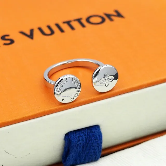 Louis Vuitton On the Go Engraved Dual-Disc Open-Band Ring 2