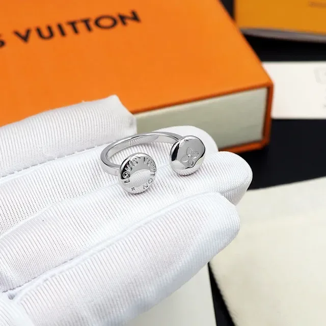 Louis Vuitton On the Go Engraved Dual-Disc Open-Band Ring 5