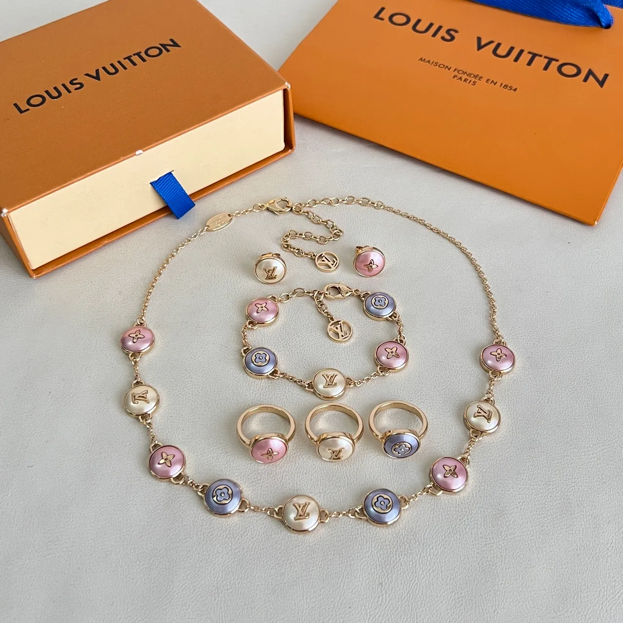 Louis Vuitton Pink Gold Chain Multi-Charm Bracelet 4