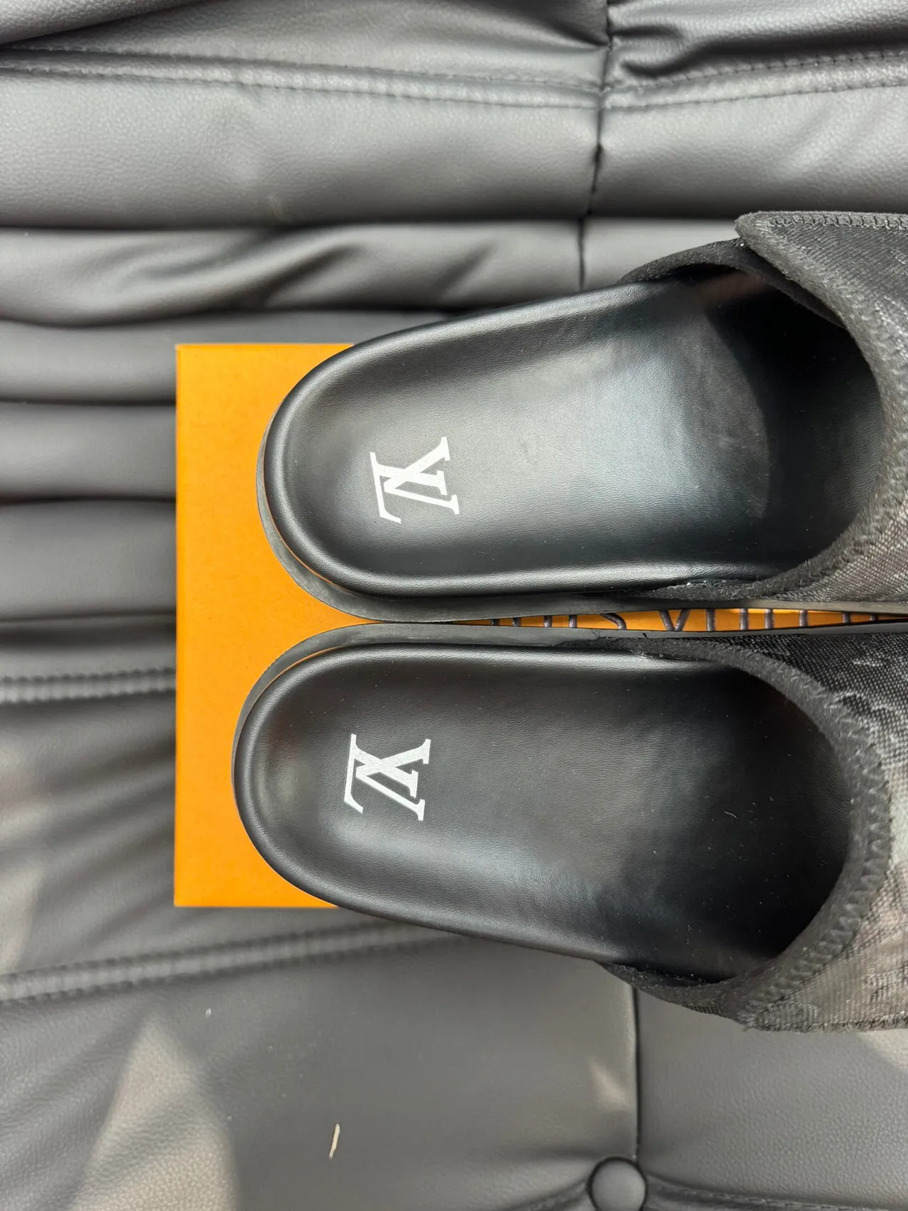 Louis Vuitton Run Away Slide Black Monogram Mesh Slipper 7