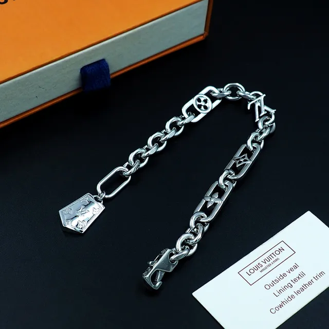 Louis Vuitton Silver Chunky Chain Monogram-Engraved Links Bracelet 5