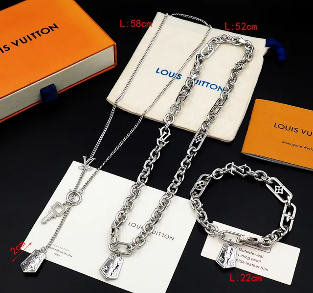 Louis Vuitton Silver Chunky Chain Monogram-Engraved Links Bracelet 7
