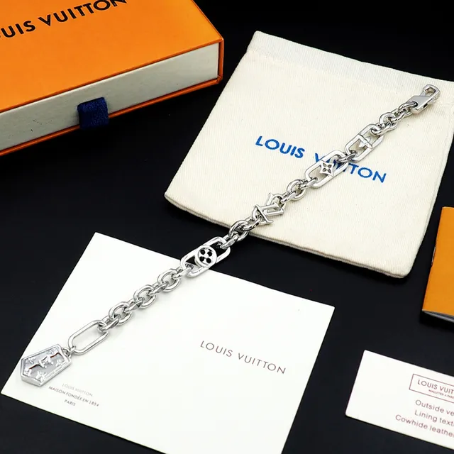 Louis Vuitton Silver Chunky Chain Monogram-Engraved Links Bracelet 10