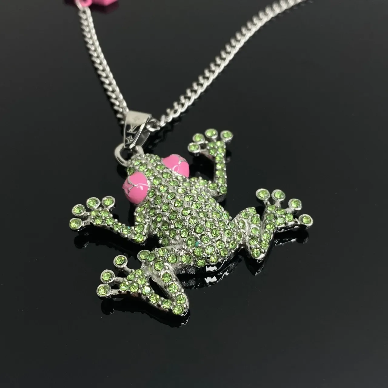 Louis Vuitton Silver Green Crystal-Embellished Frog Pendant Enamel LV Monogram Charm Necklace 4