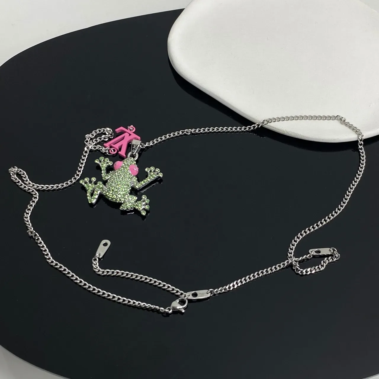 Louis Vuitton Silver Green Crystal-Embellished Frog Pendant Enamel LV Monogram Charm Necklace 5