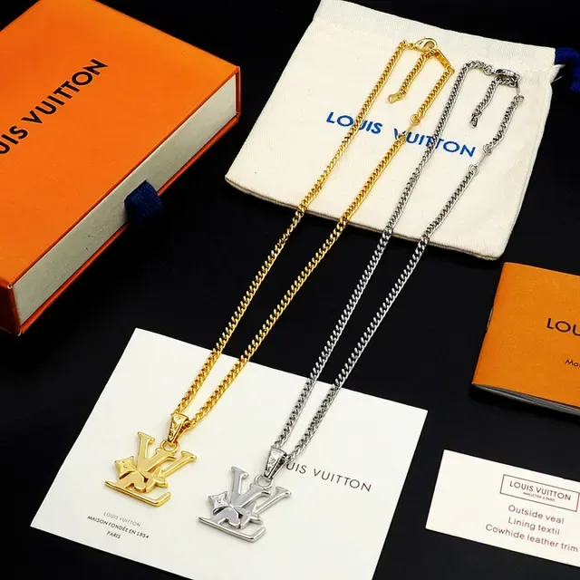 Louis Vuitton Silver Metal Monogram-Integrated Pendant Necklace 10