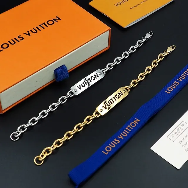 Louis Vuitton Vuitton Plaque Gold-Tone Chain Bracelet 2
