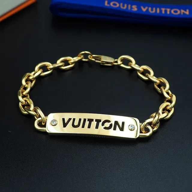Louis Vuitton Vuitton Plaque Gold-Tone Chain Bracelet 3