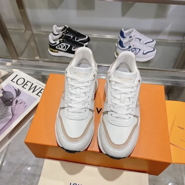 Louis Vuitton Blancs Beige Cuir Supérieur Panneaux Contrastés Lifestyle Sneakers 3